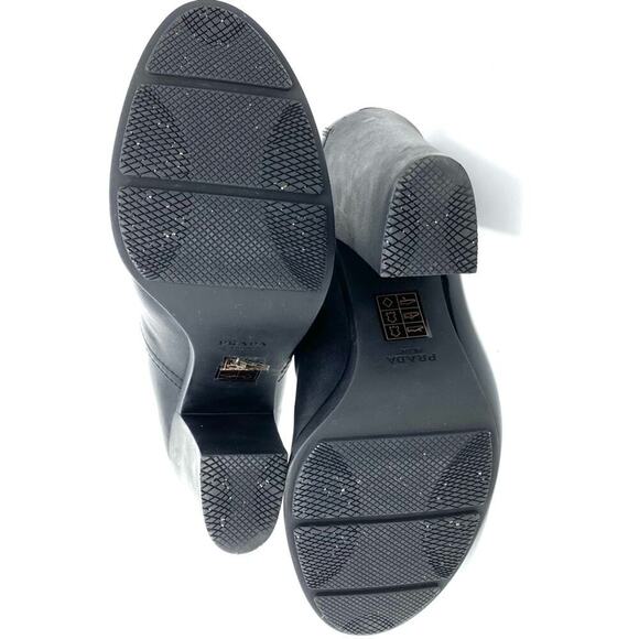 PRADA CHUNKY HEELS BLACK LAMBSKIN LEATHER CHELSEA BOOTS BOOTIE SZ 6.5 - Picture 10 of 14